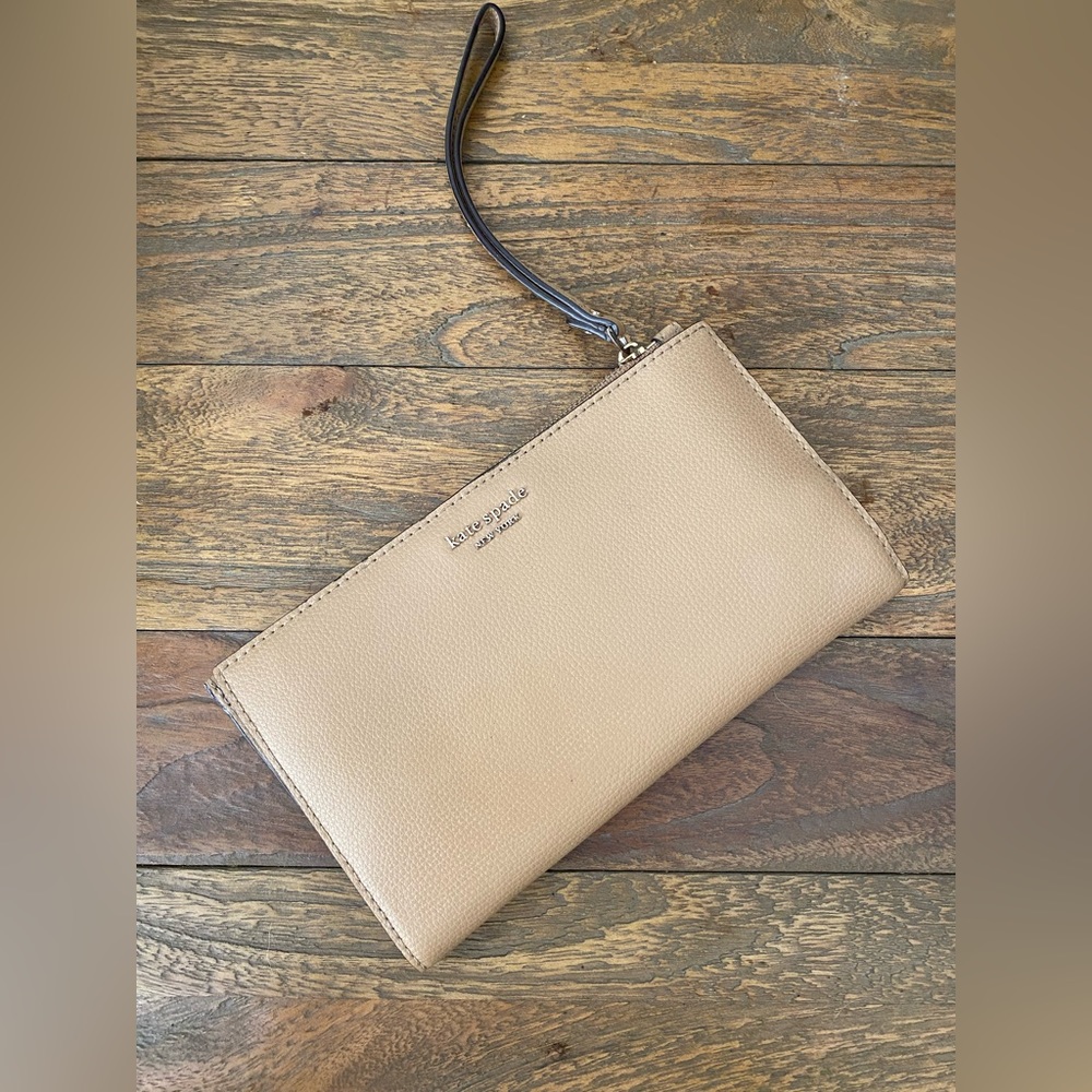 Kate Spade Wristlet Wallet